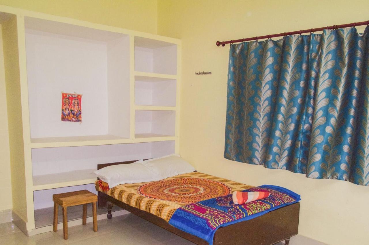 Gangotri Paying Guest House فاراناسي المظهر الخارجي الصورة