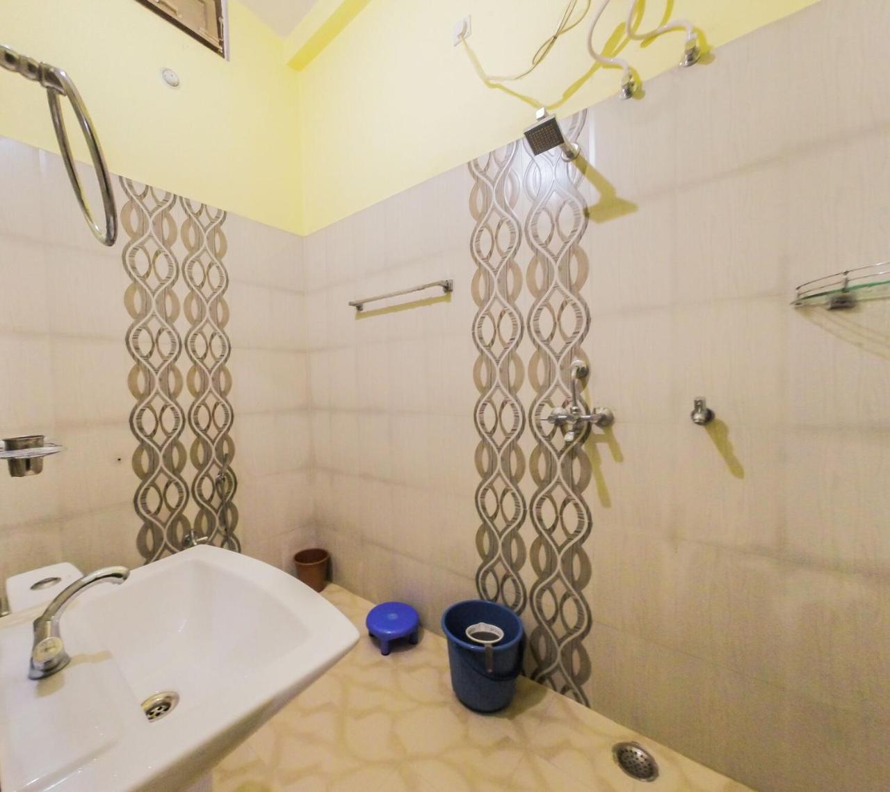 Gangotri Paying Guest House فاراناسي المظهر الخارجي الصورة
