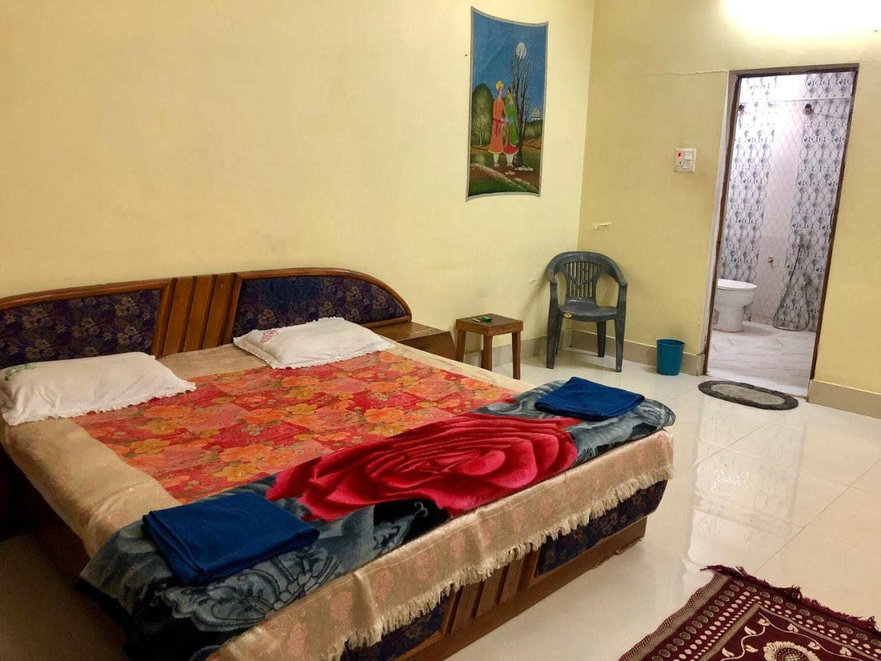 Gangotri Paying Guest House فاراناسي المظهر الخارجي الصورة
