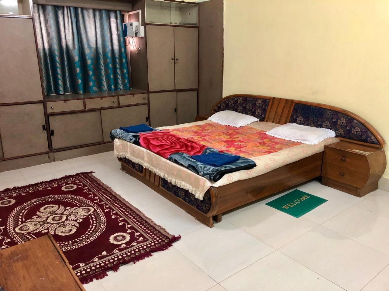 Gangotri Paying Guest House فاراناسي المظهر الخارجي الصورة